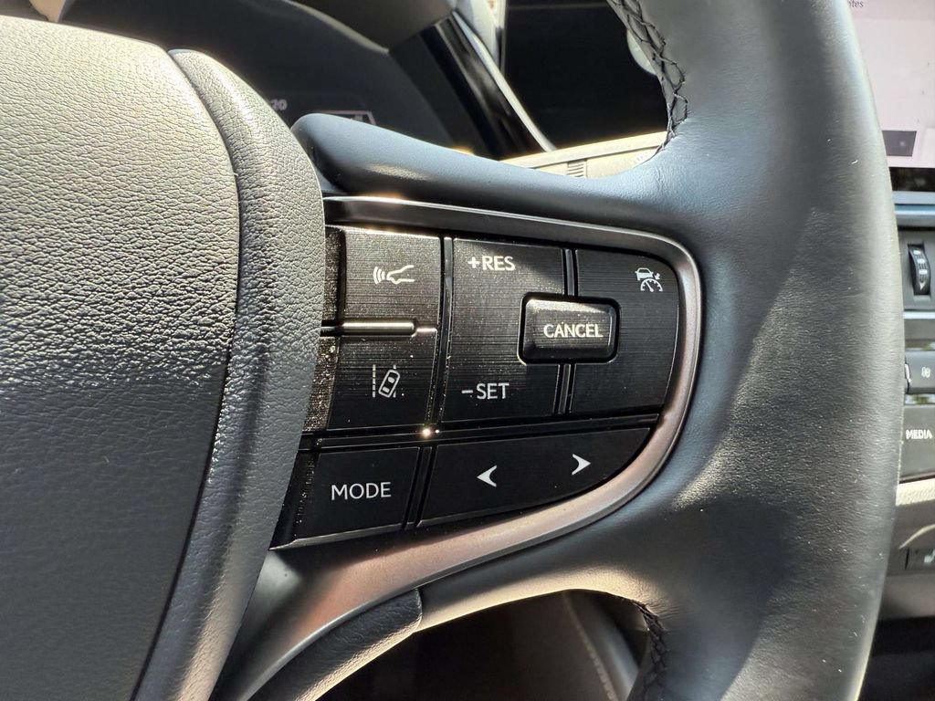 Used 2023 Lexus ES 350 w/ Premium Package FWD image 20