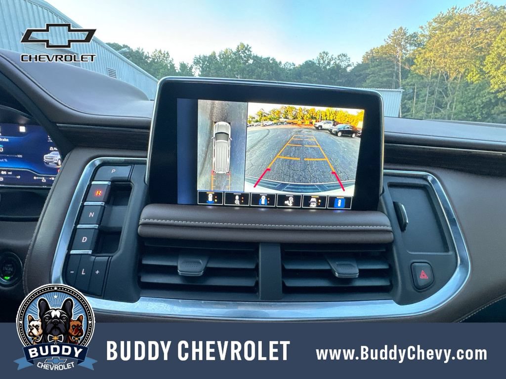 Used 2022 Chevrolet Suburban High Country w/ Premium Package AWD/4WD image 28