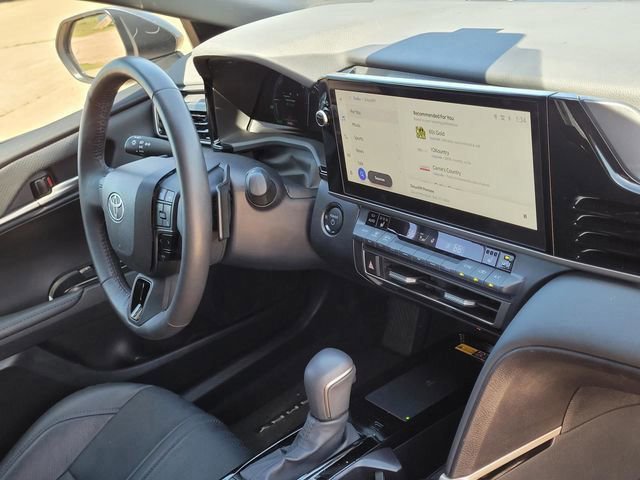 Used 2025 Toyota Camry XSE FWD image 26