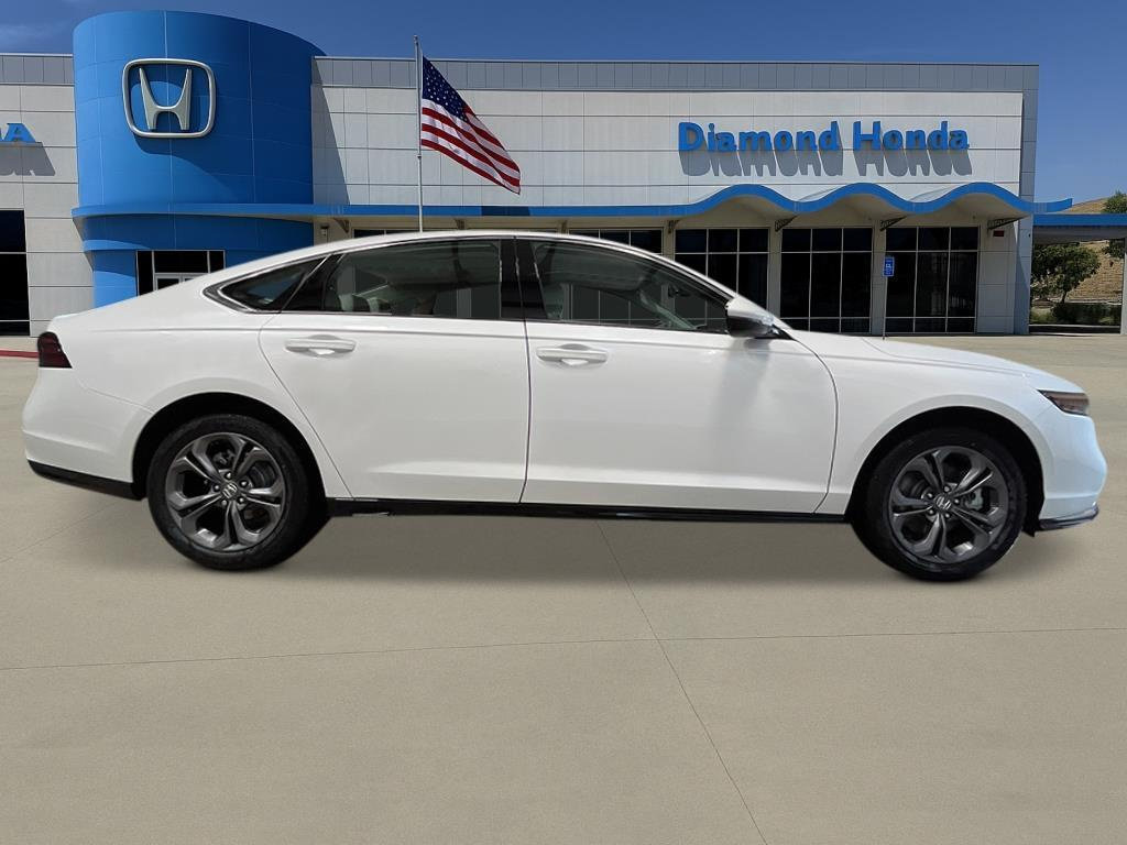 New 2026 Honda Accord EX-L image 8