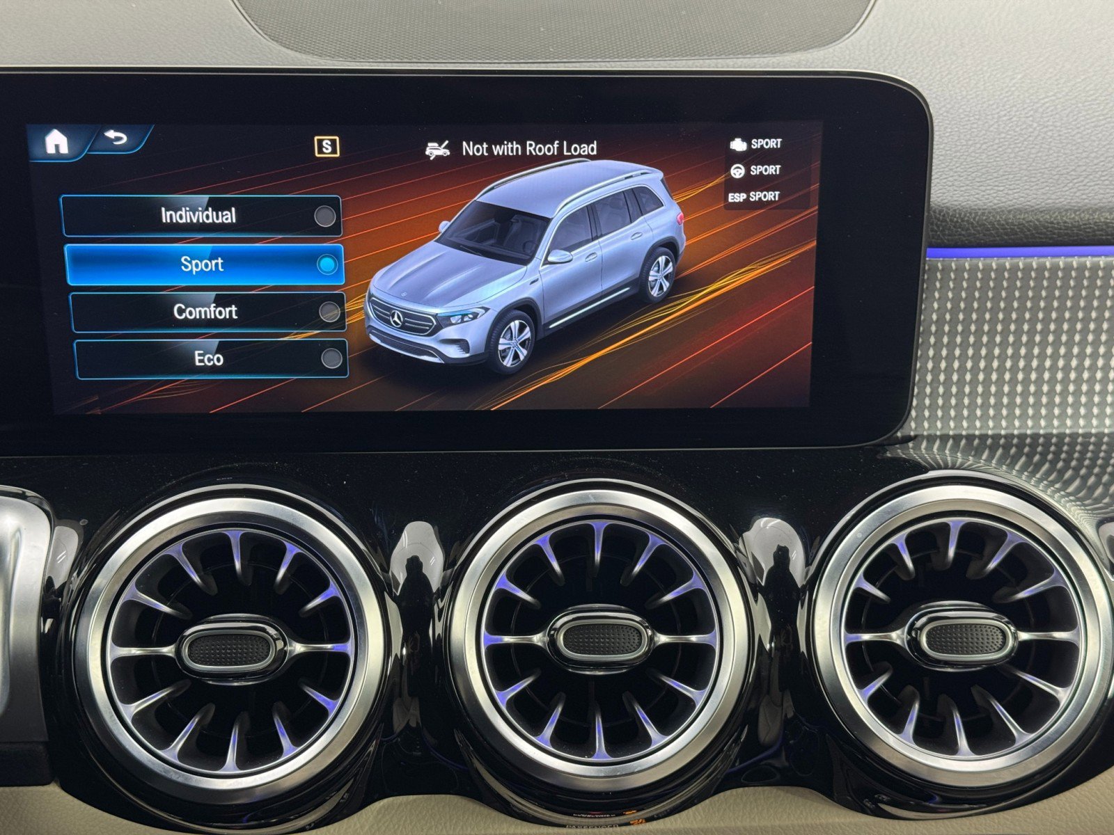 Used 2023 Mercedes-Benz EQB 250+ EQB 250+ w/ Exclusive Package image 27