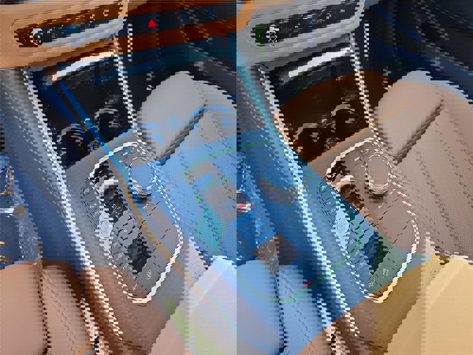 Certified 2025 BMW 330i xDrive Sedan w/ Premium Package image 29