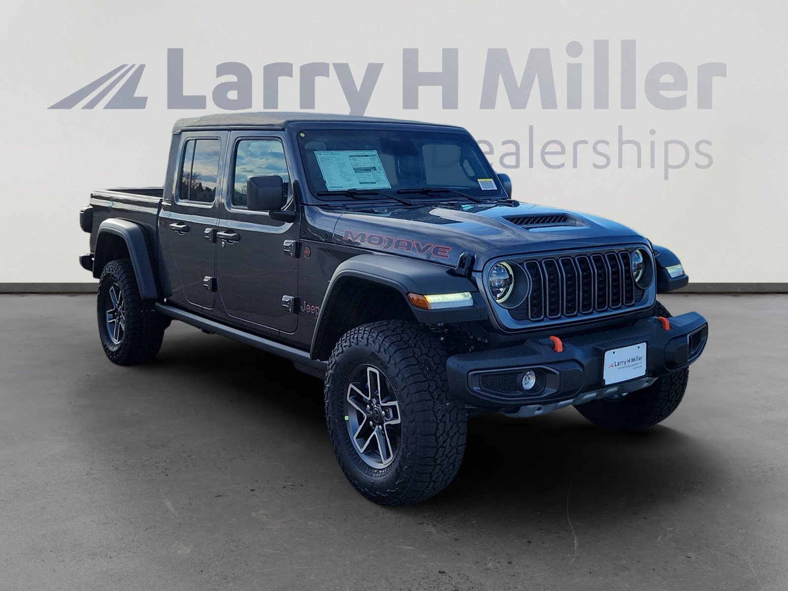 New 2026 Jeep Gladiator Mojave w/ Safety Group AWD/4WD image 8