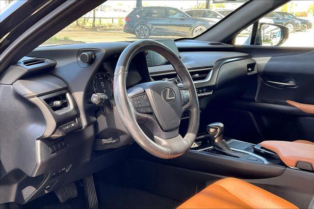 Used 2020 Lexus UX 200 w/ Premium Package FWD image 18