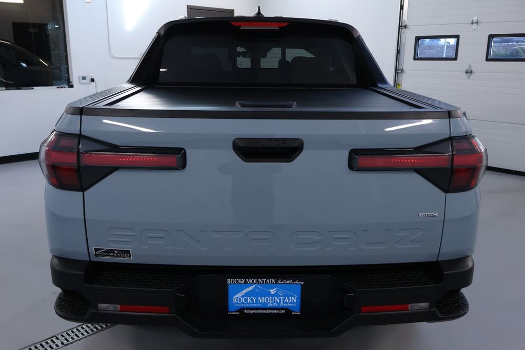 Used 2024 Hyundai Santa Cruz SEL w/ Activity Package image 6