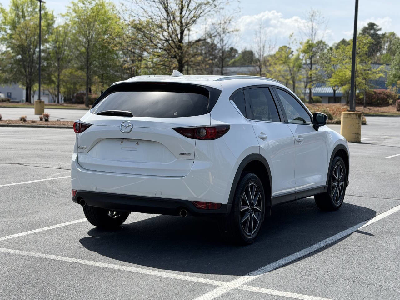Used 2018 MAZDA CX-5 Touring image 8