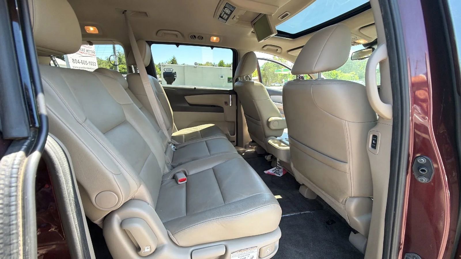 Used 2015 Honda Odyssey Touring Elite image 47