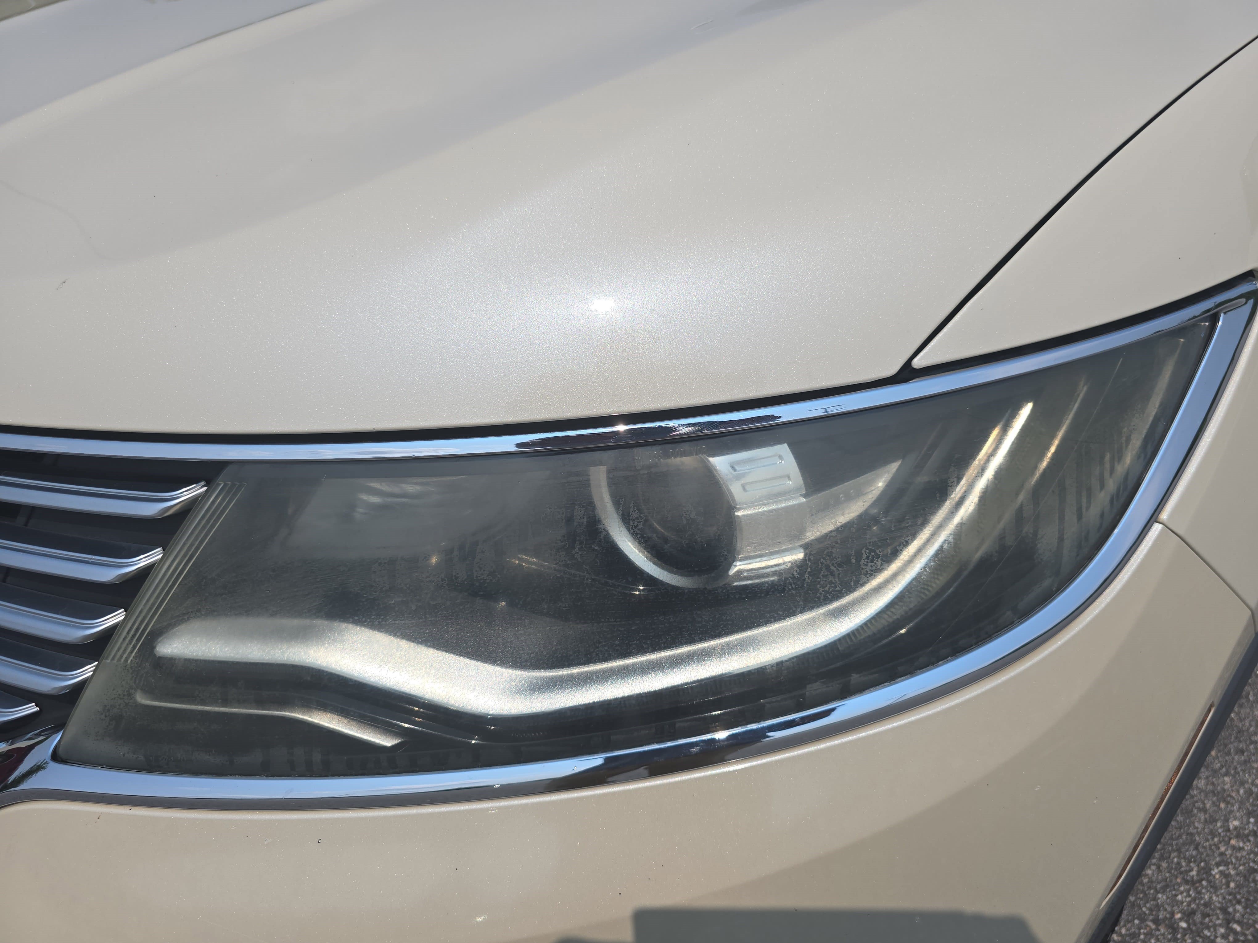 Used 2018 Lincoln MKX Premiere FWD image 30