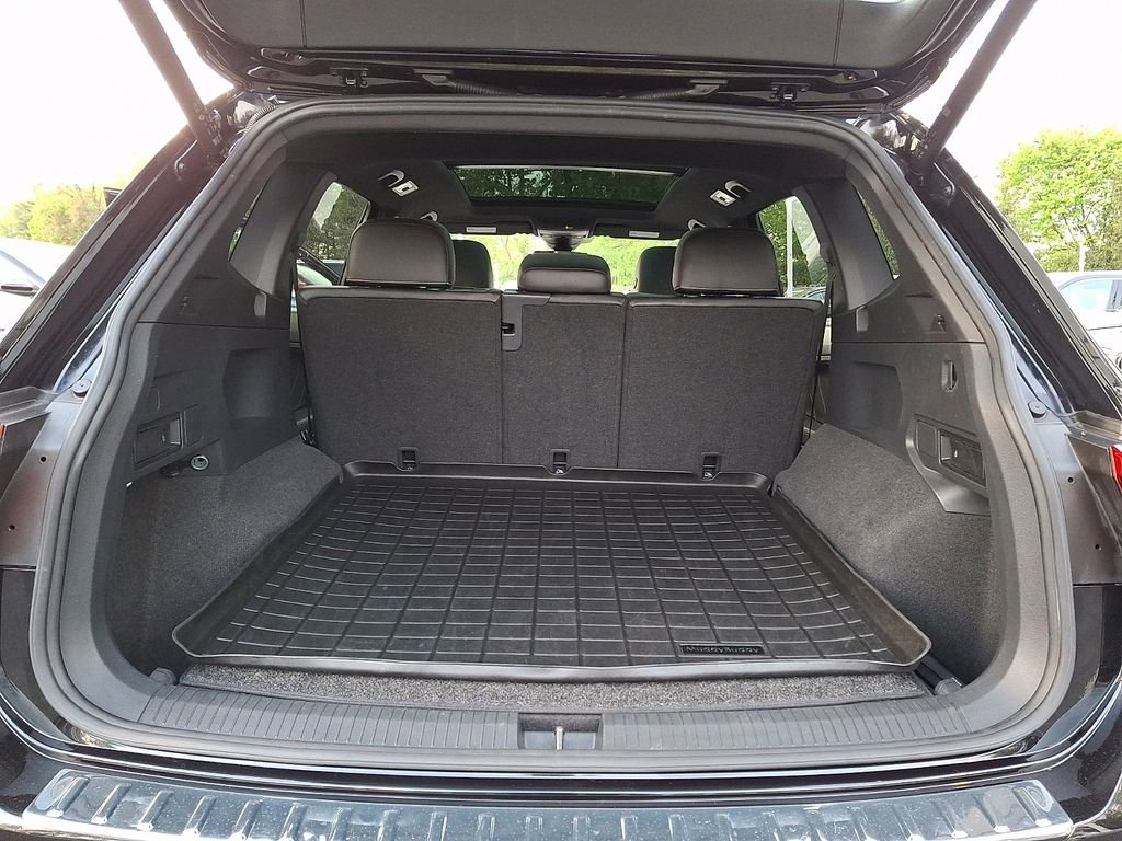 Used 2022 Volkswagen Tiguan SEL R-Line AWD/4WD image 26