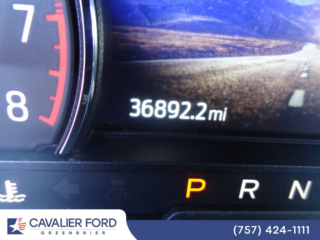 Used 2023 Ford Explorer Limited w/ Equipment Group 301A AWD/4WD image 8