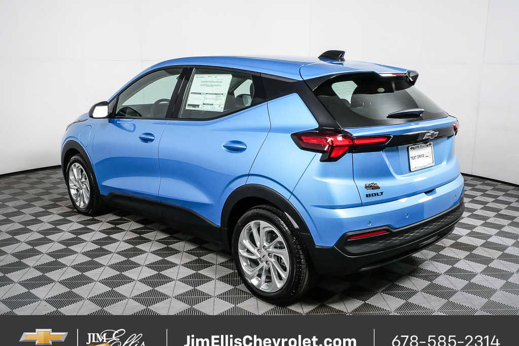 New 2027 Chevrolet Bolt LT w/ Comfort Package image 3