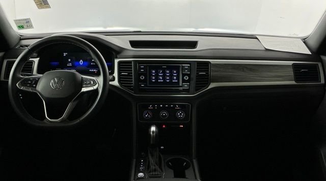 Used 2022 Volkswagen Atlas Cross Sport SE FWD image 23