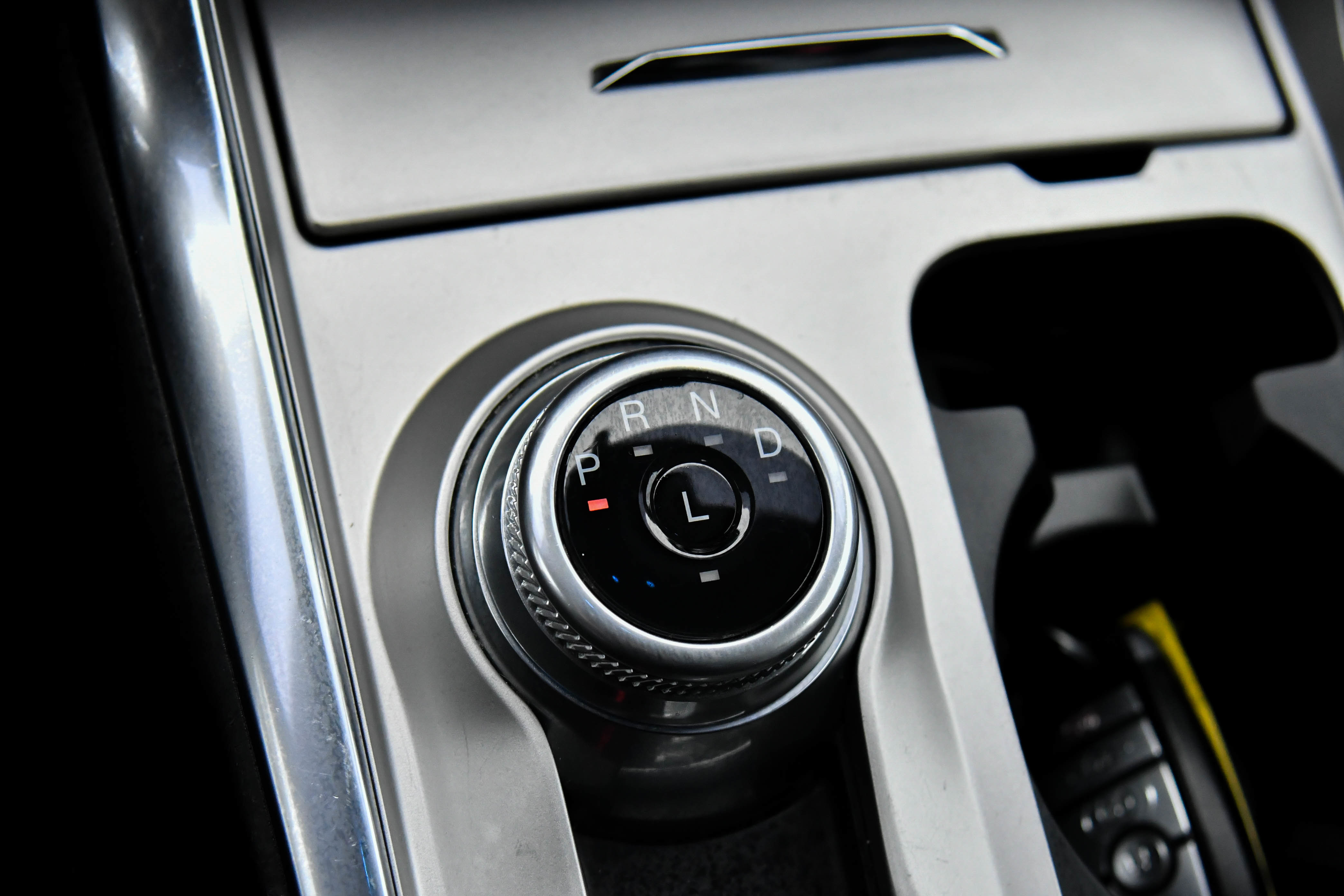 Used 2022 Ford Explorer XLT w/ Equipment Group 202A image 25