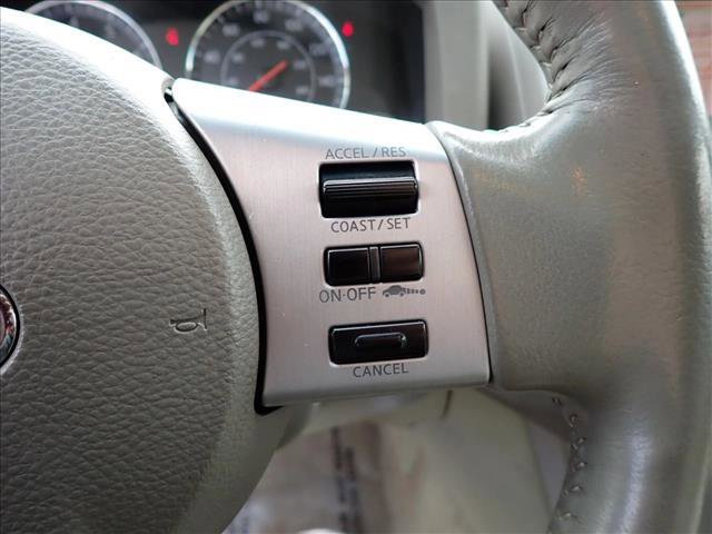 Used 2004 INFINITI FX35 AWD w/ Technology Pkg image 16