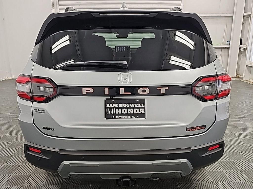 New 2026 Honda Pilot TrailSport image 7