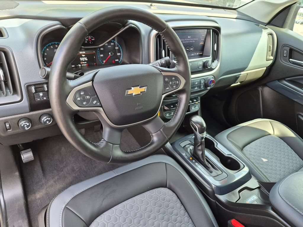 Used 2022 Chevrolet Colorado Z71 AWD/4WD image 12
