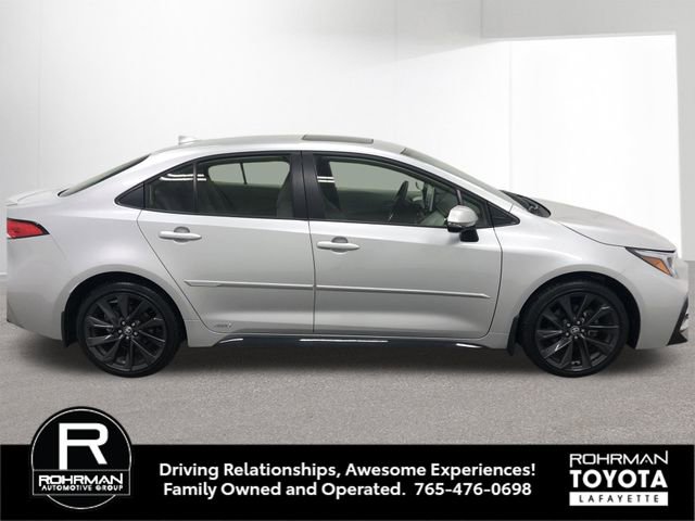 Used 2025 Toyota Corolla SE w/ SE Premium Package AWD/4WD image 9