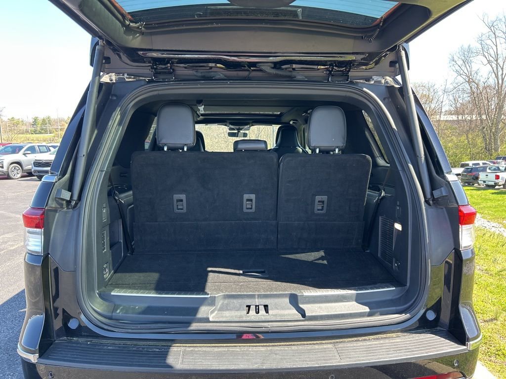 Used 2024 Lincoln Navigator Reserve image 13