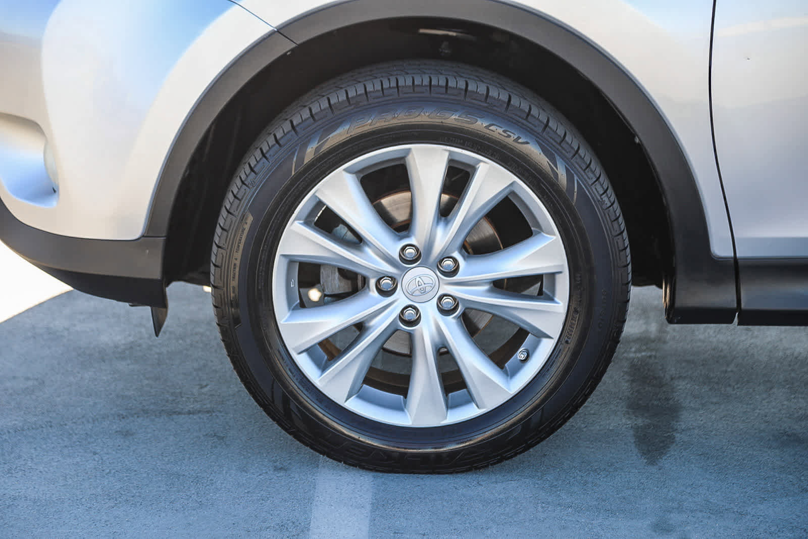 Used 2013 Toyota RAV4 Limited image 10