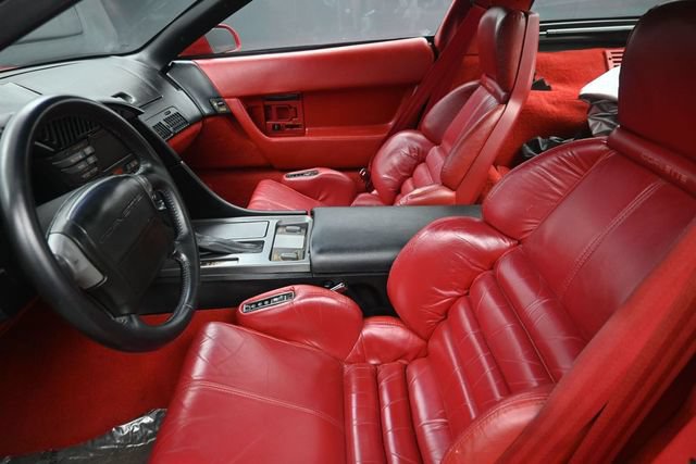 Used 1990 Chevrolet Corvette Coupe RWD image 17