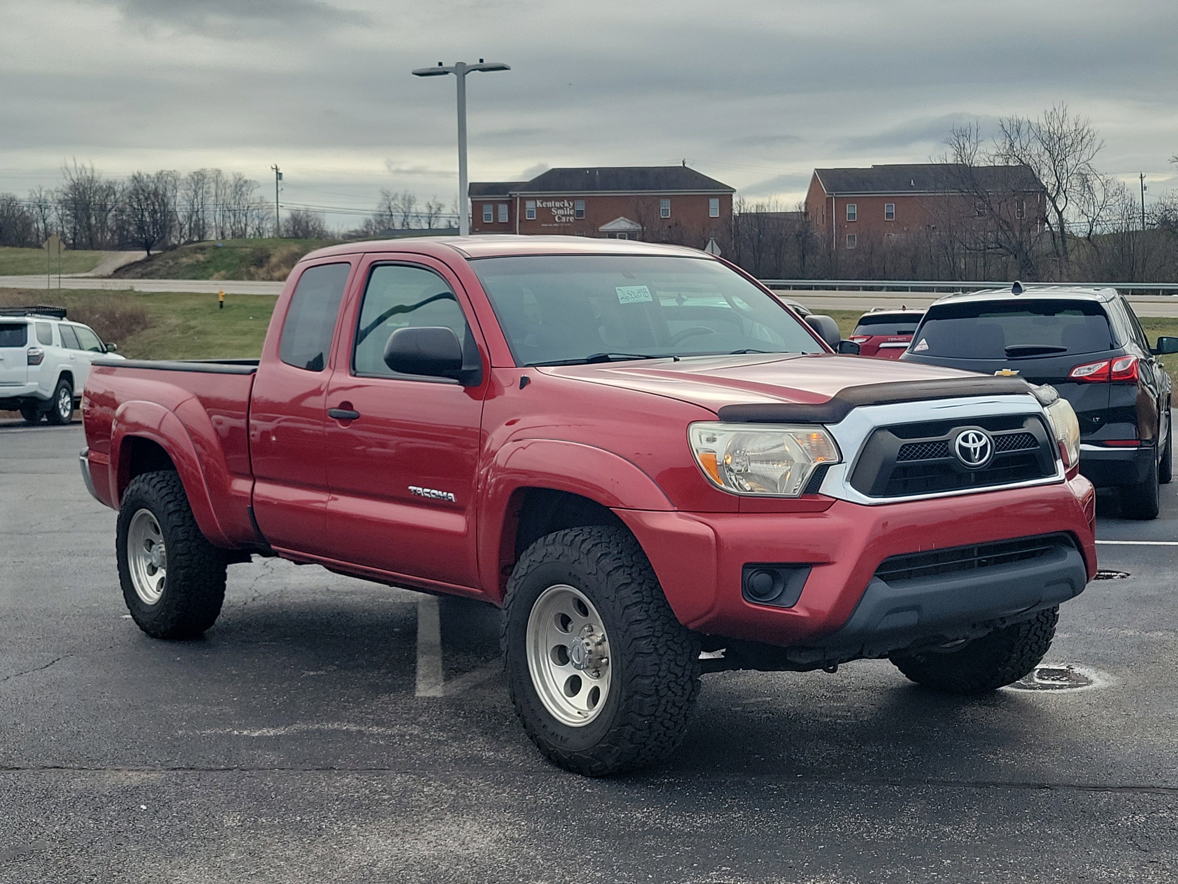 Used 2013 Toyota Tacoma 4x4 Access Cab w/ SR5 Pkg