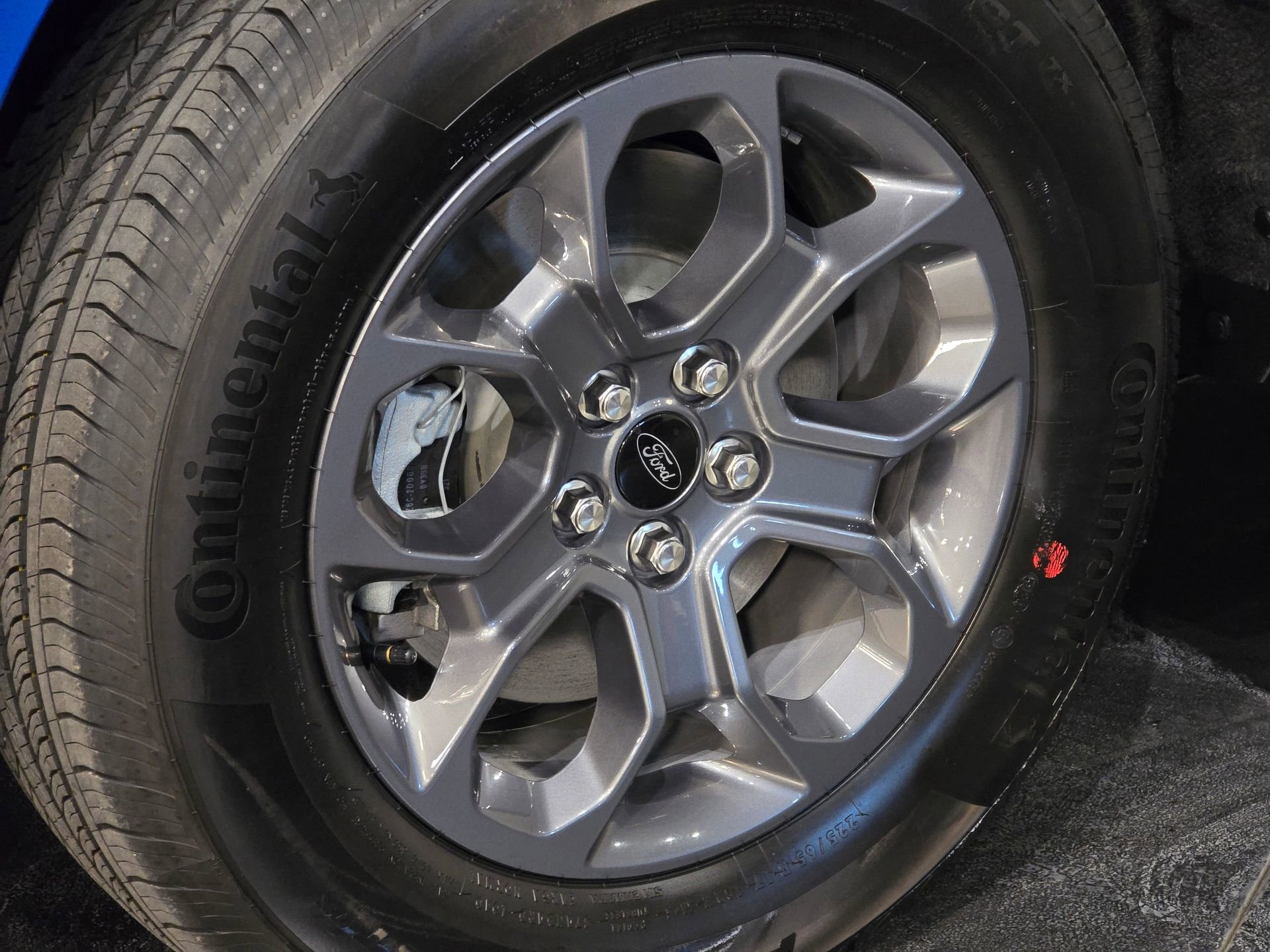 New 2025 Ford Maverick XLT w/ XLT Luxury Package FWD image 11