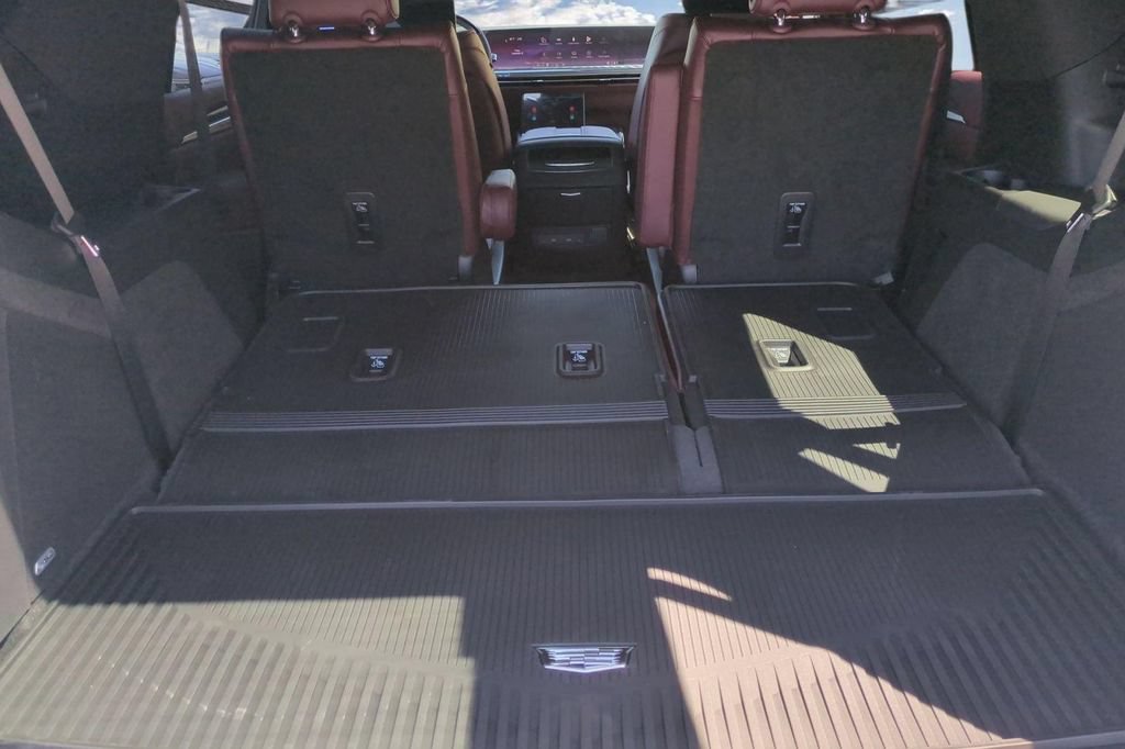 New 2026 Cadillac Escalade Sport w/ Touring Package AWD/4WD image 15