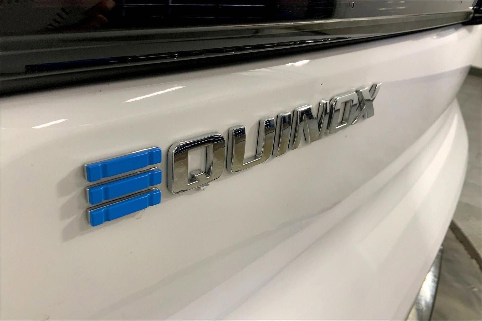Used 2025 Chevrolet Equinox EV LT FWD image 8