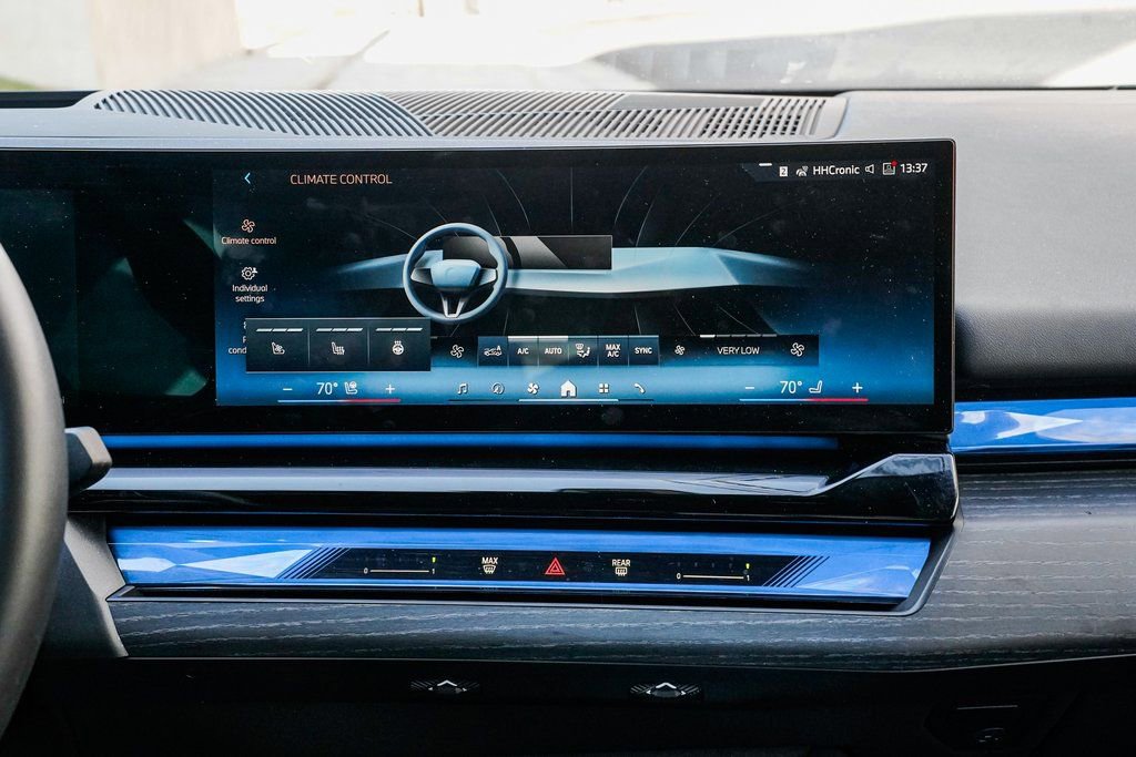 Used 2025 BMW i5 xDrive40 w/ M Sport Package image 13