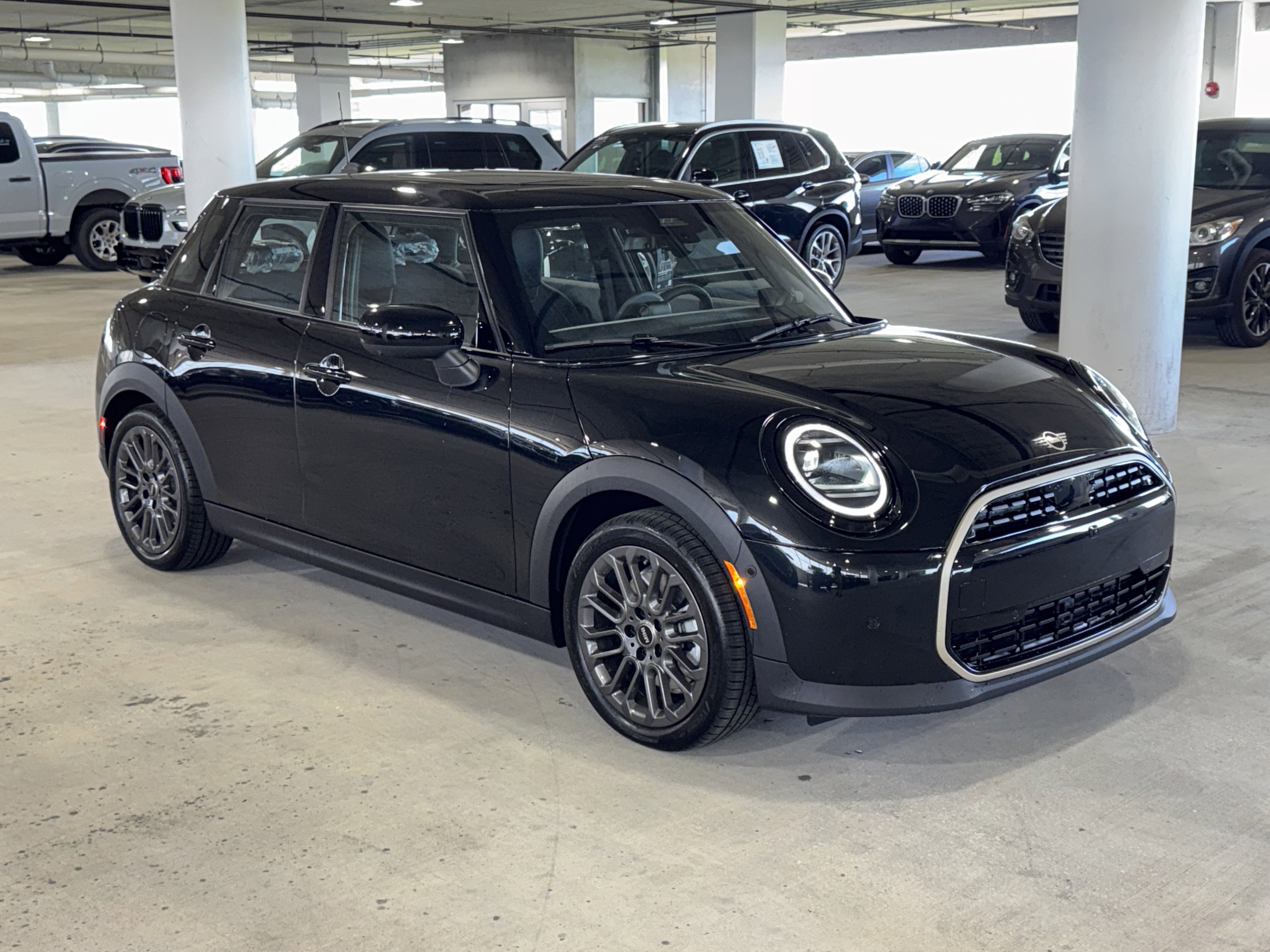 New 2026 MINI Cooper 4-Door Hardtop FWD image 1