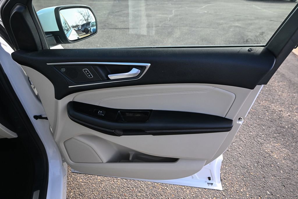 Certified 2020 Ford Edge Titanium w/ Equipment Group 301A image 27