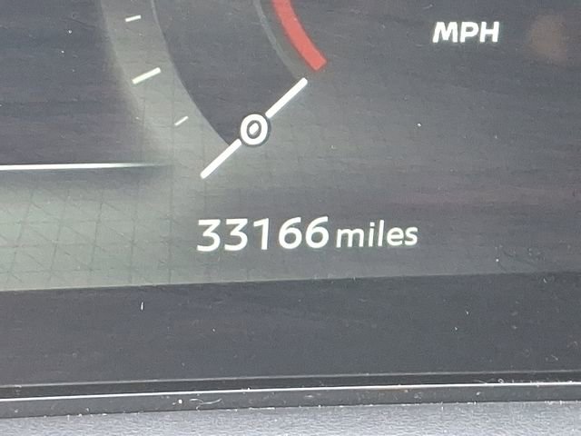 Used 2024 Nissan Ariya FWD image 21