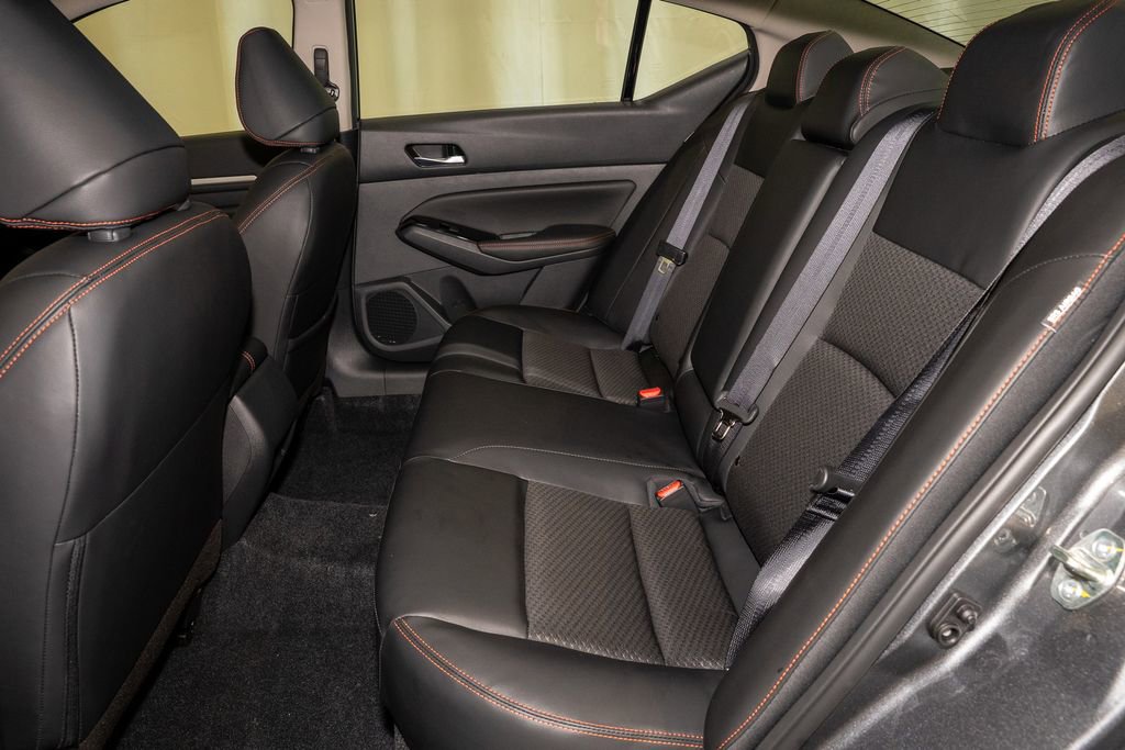 New 2025 Nissan Altima 2.5 SR image 16