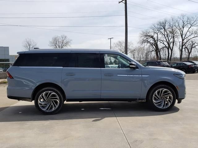 New 2026 Lincoln Navigator L Reserve image 10