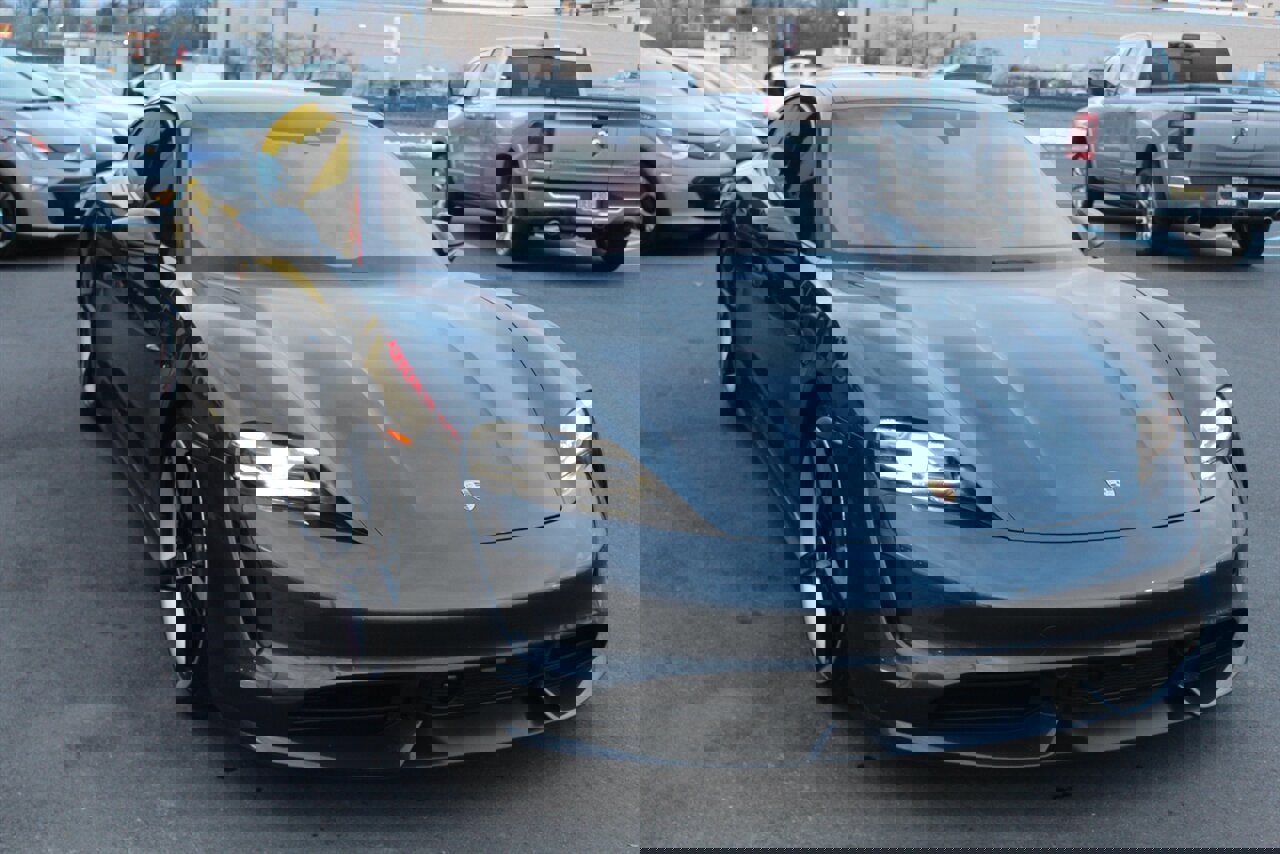 Used 2020 Porsche Taycan Turbo S image 4