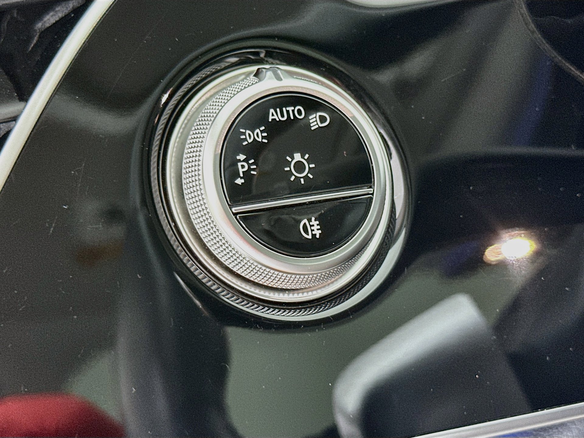 Certified 2025 Mercedes-Benz E 450 4MATIC Sedan image 11