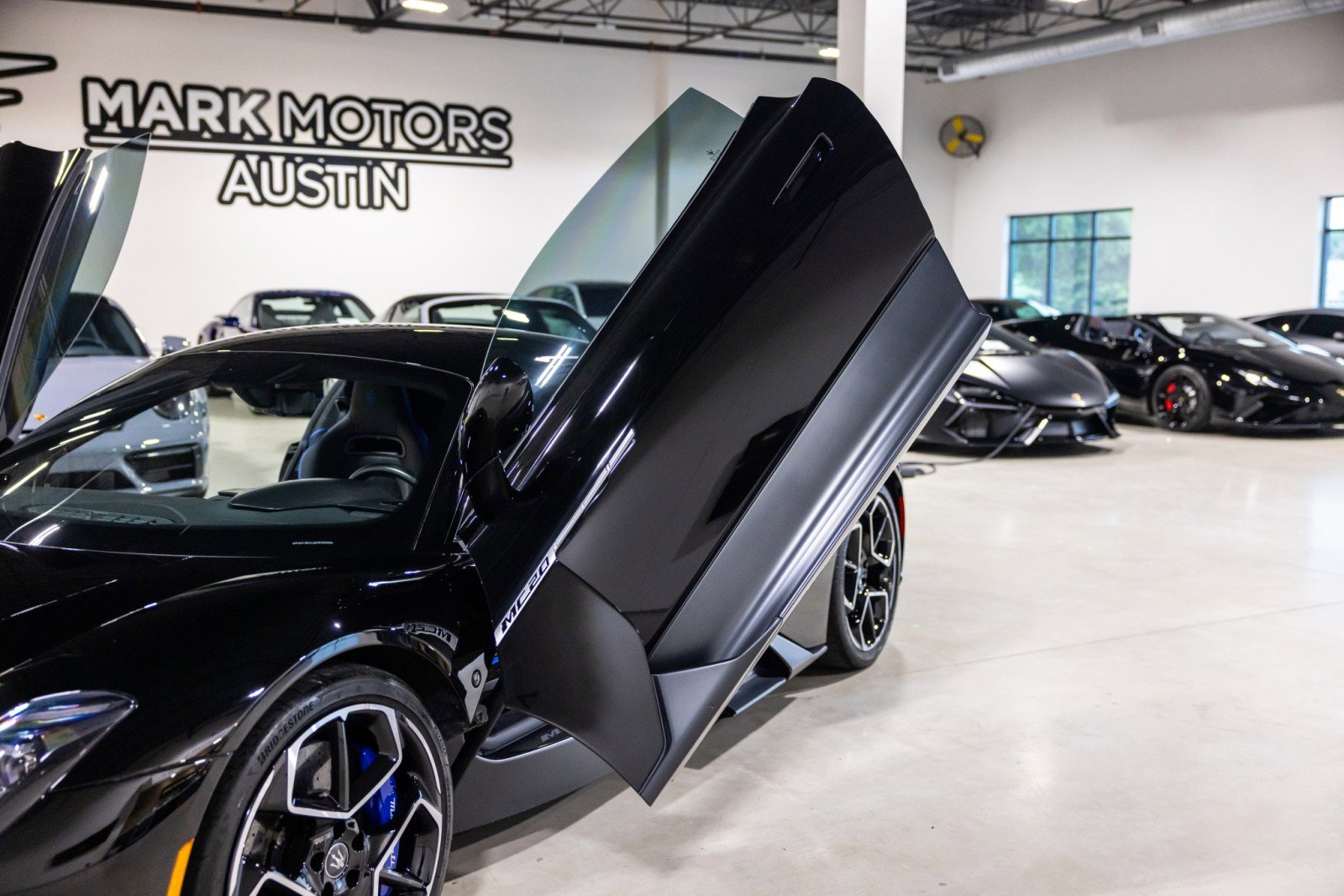 Used 2022 Maserati MC20 Coupe RWD image 21