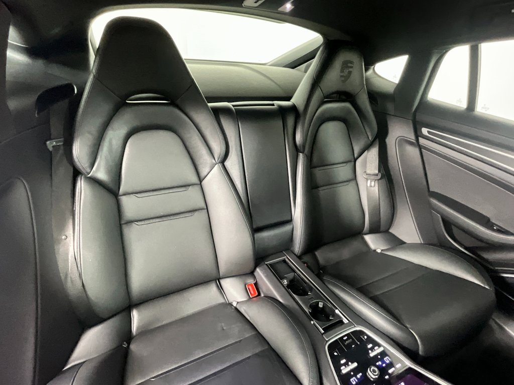 Used 2022 Porsche Panamera Platinum Edition image 23