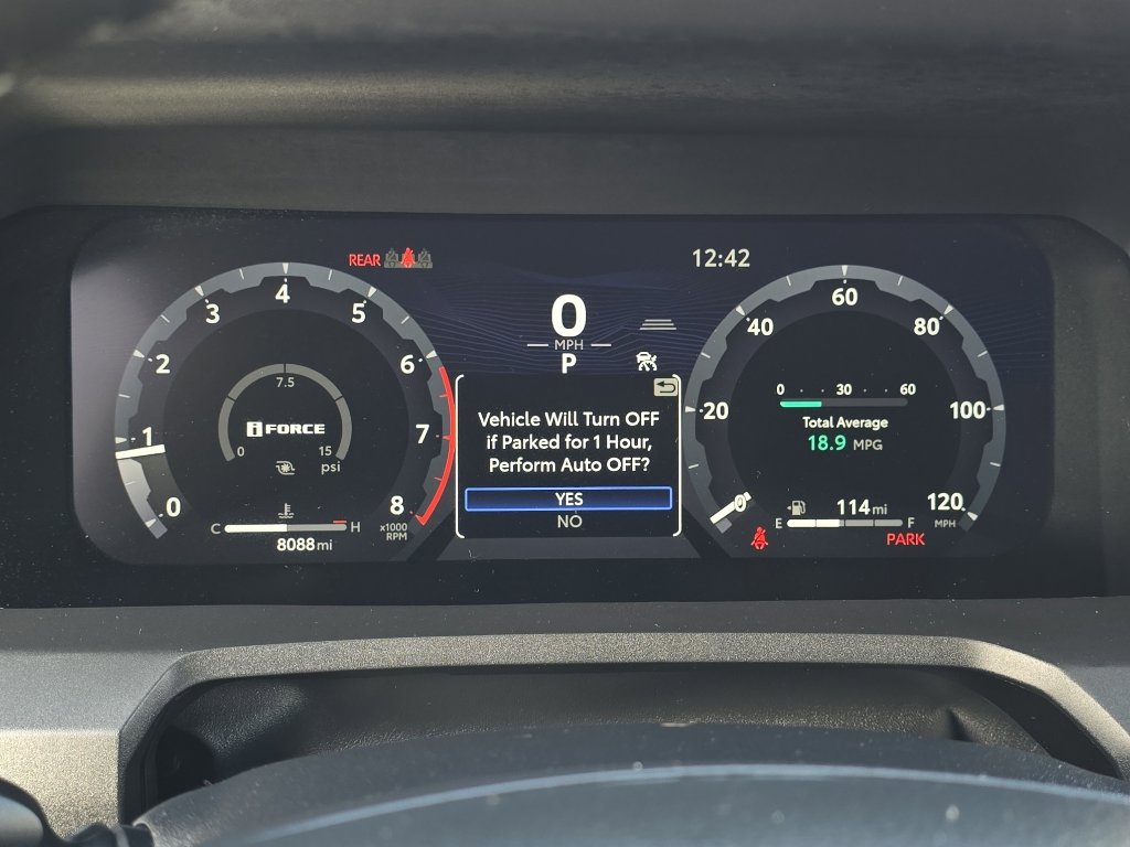 Used 2024 Toyota Tacoma Limited w/ Limited Package (LT) image 29