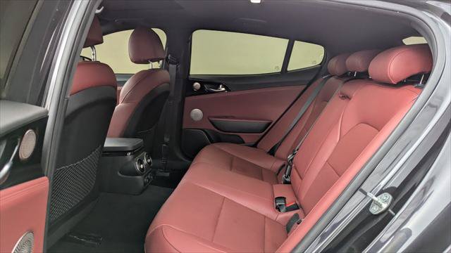 Used 2023 Kia Stinger GT-Line w/ Sun & Sound Package RWD image 18