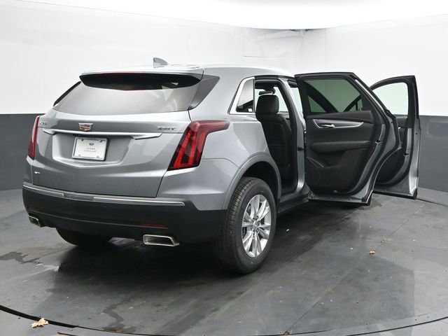 New 2026 Cadillac XT5 Luxury w/ LPO, Floor Liner Package AWD/4WD image 49