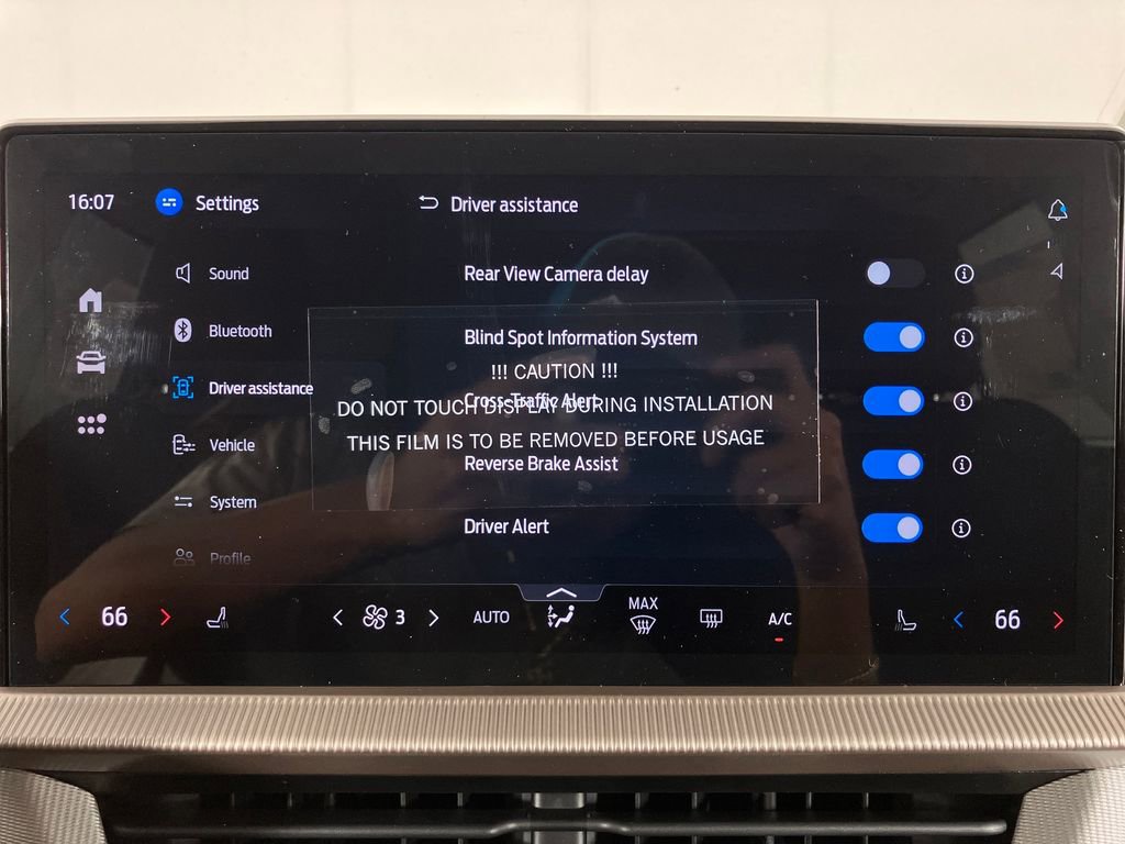 New 2026 Ford Explorer Active RWD image 34