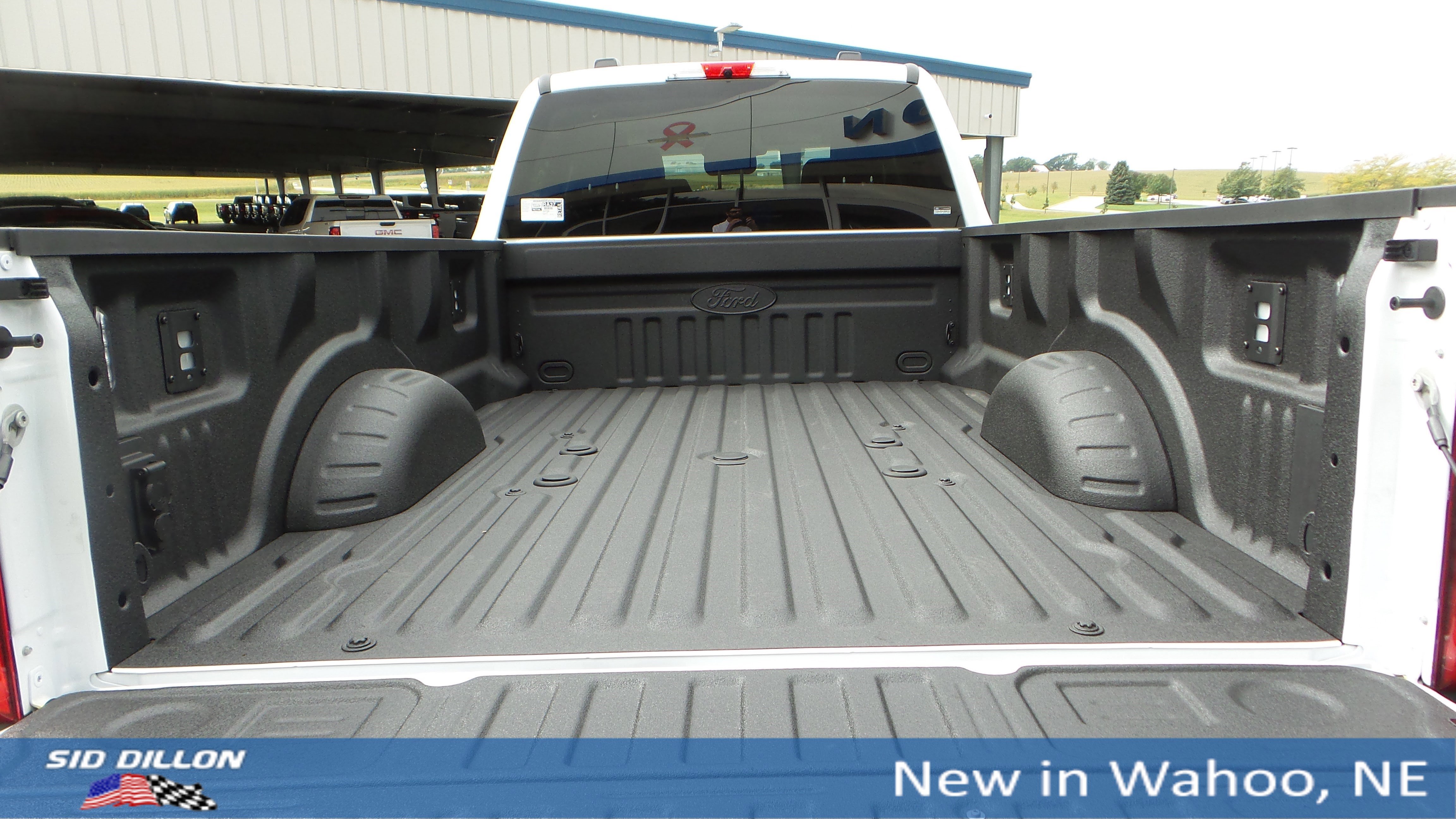 New 2026 Ford F350 4x4 Crew Cab DRW Super Duty image 5