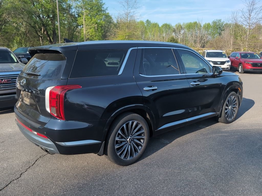 Used 2024 Hyundai Palisade Calligraphy image 8