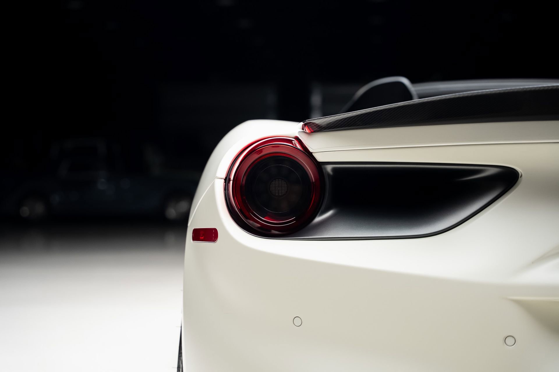 Used 2016 Ferrari 488 Spider RWD image 32