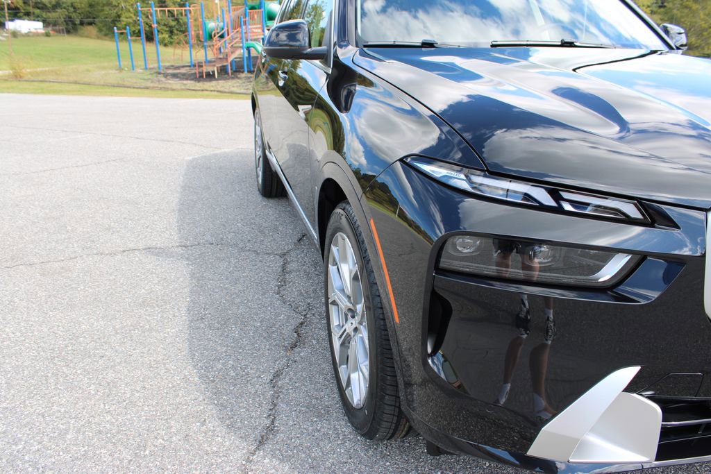 New 2026 BMW X7 xDrive40i w/ Executive Package image 45