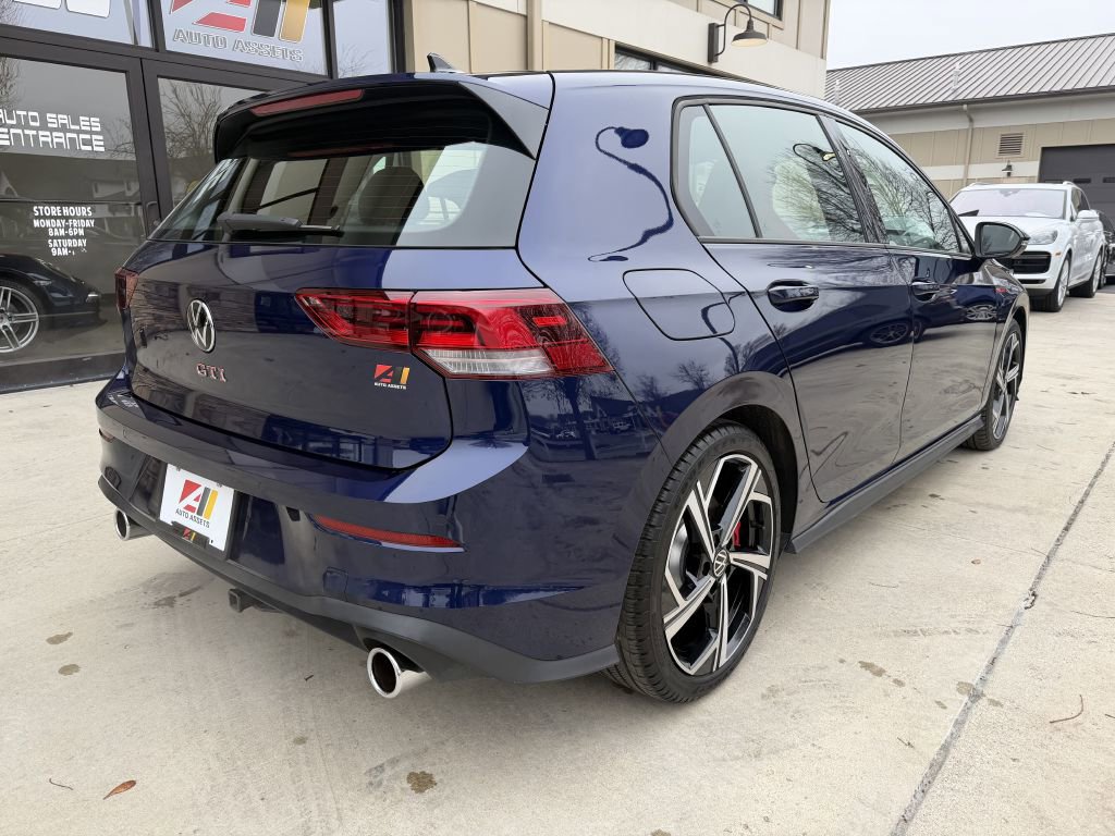 Used 2024 Volkswagen GTI SE w/ SE Leather Seats Package image 9