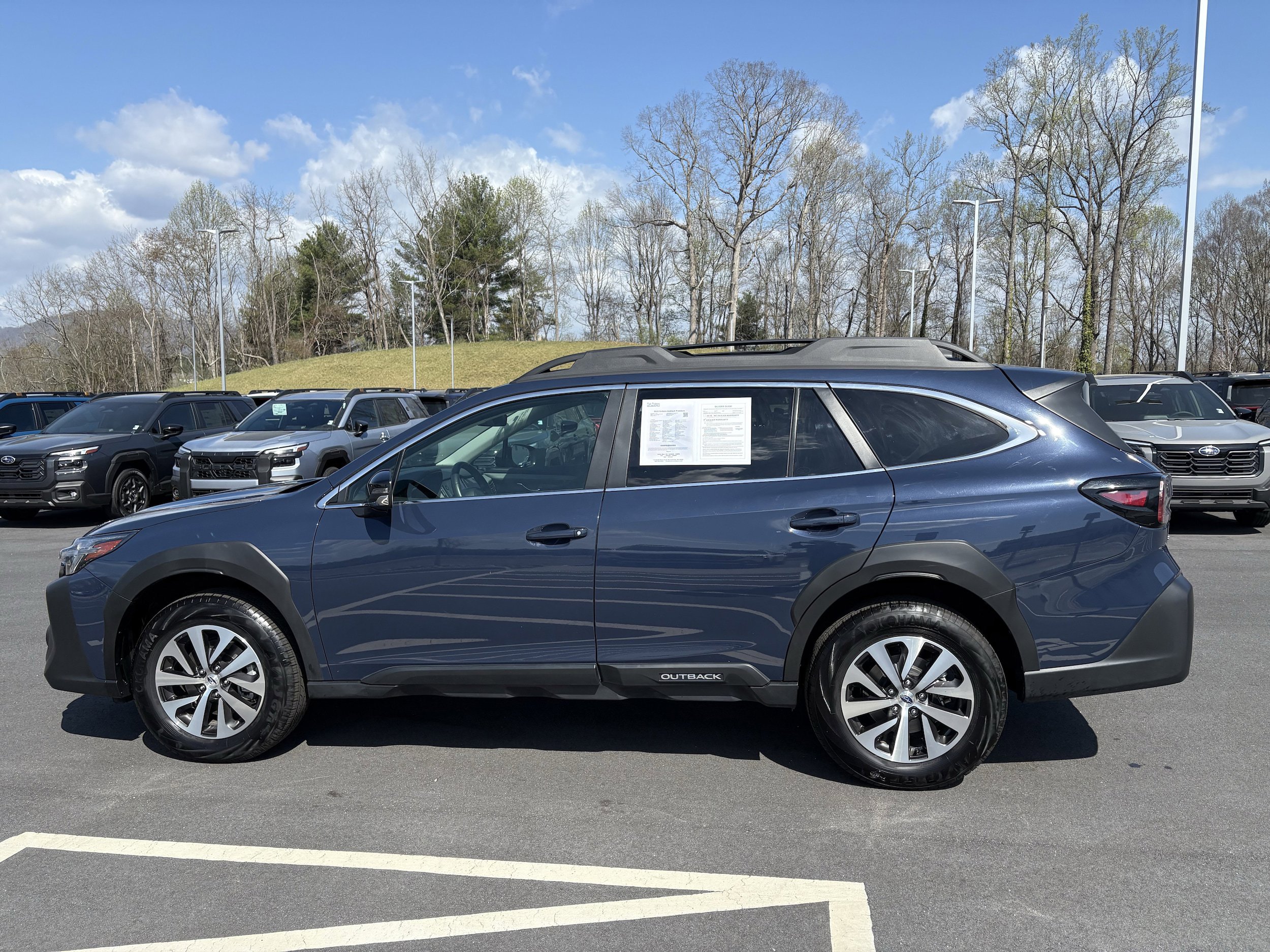 Certified 2025 Subaru Outback Premium image 5