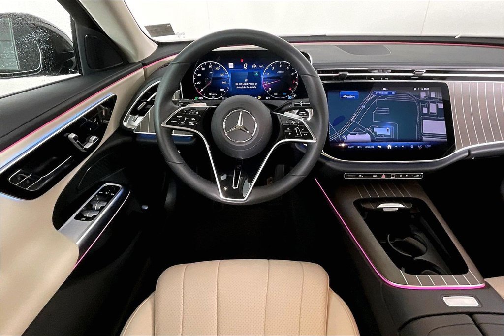 Used 2026 Mercedes-Benz E 350 4MATIC Sedan image 5