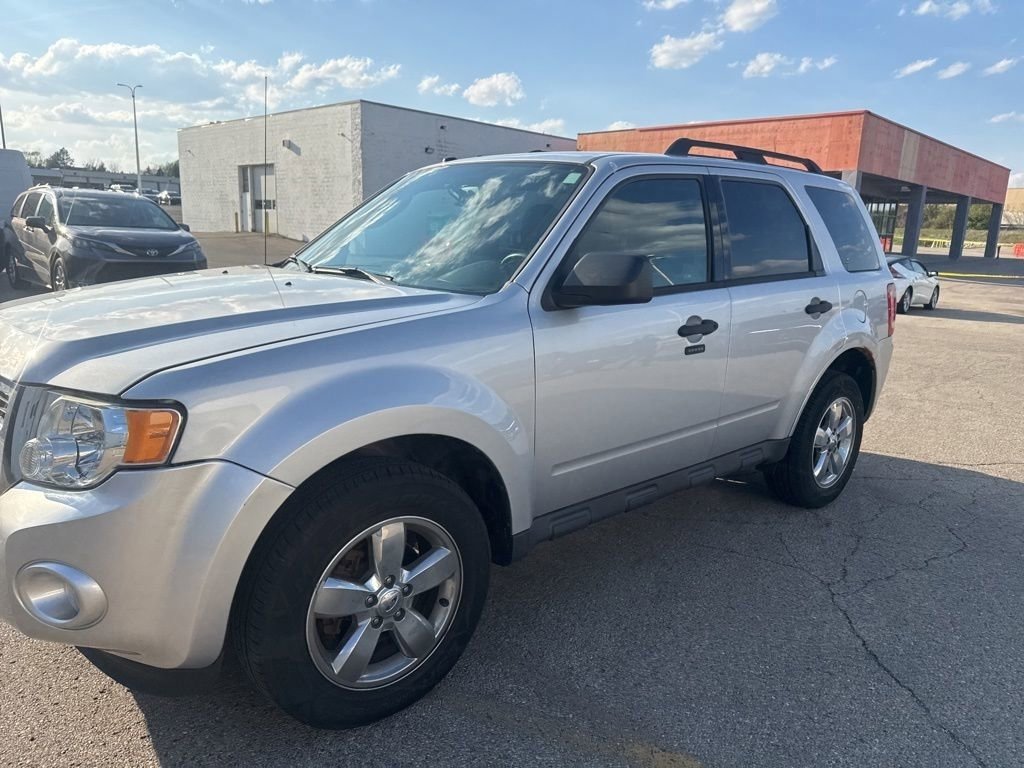 Used 2012 Ford Escape XLT FWD image 9